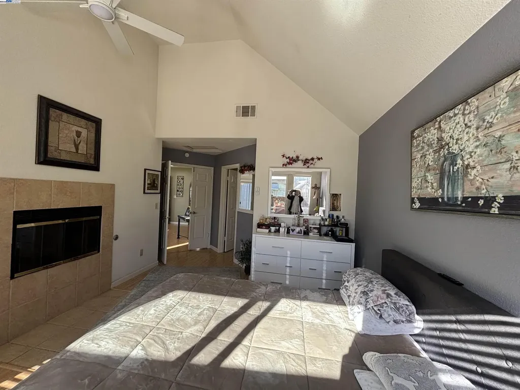 7 Cliff Walk Vallejo CA 94591