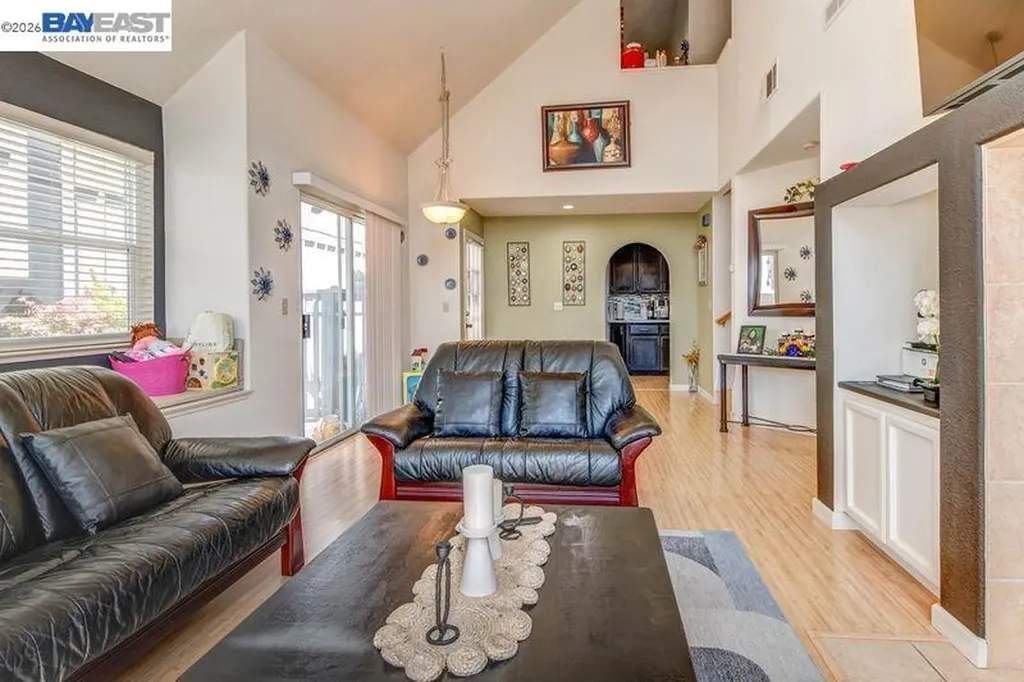 7 Cliff Walk Vallejo CA 94591