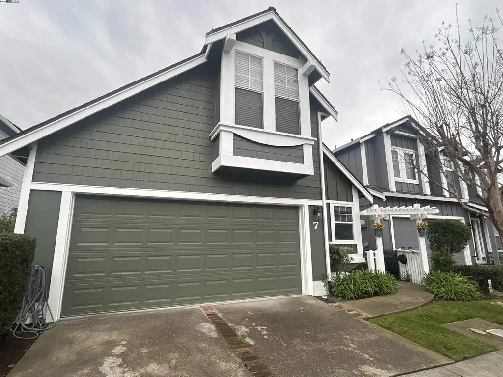 7 Cliff Walk Vallejo CA 94591