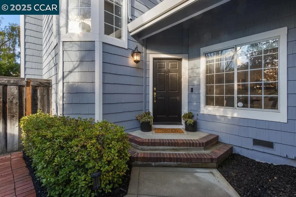 35 Jalalon Place Clayton CA 94517