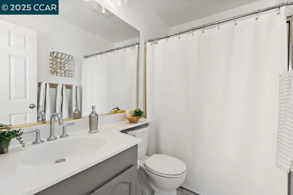 35 Jalalon Place Clayton CA 94517