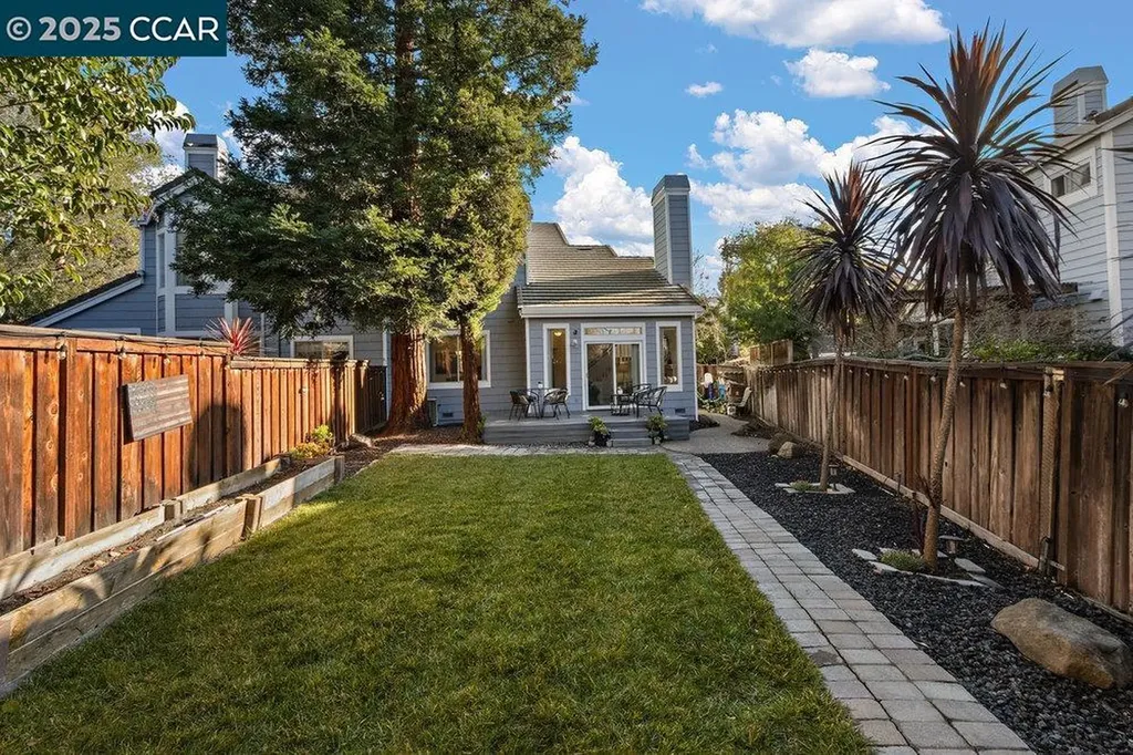 35 Jalalon Place Clayton CA 94517