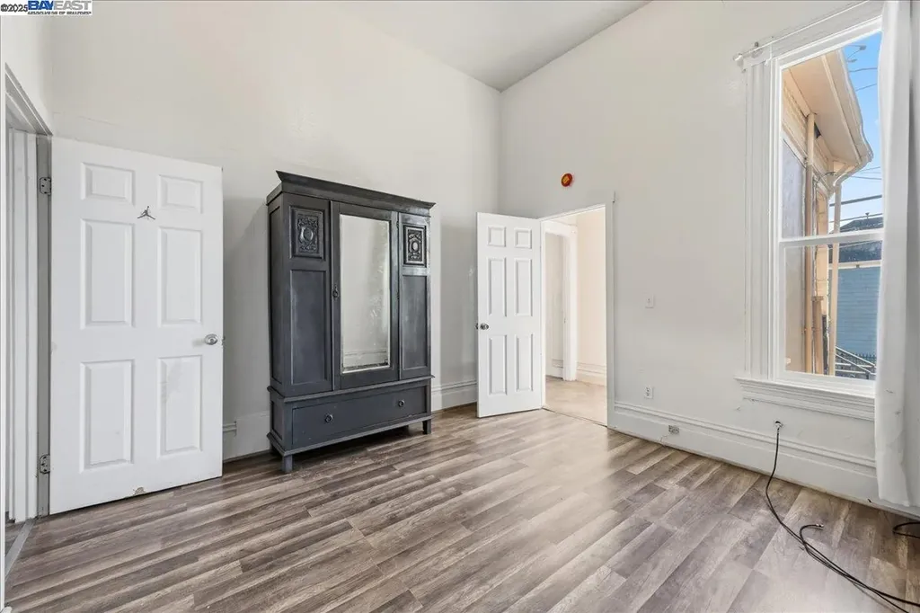 856 21st Street Oakland CA 94607