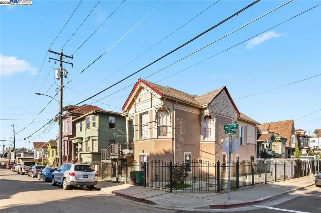 856 21st Street Oakland CA 94607