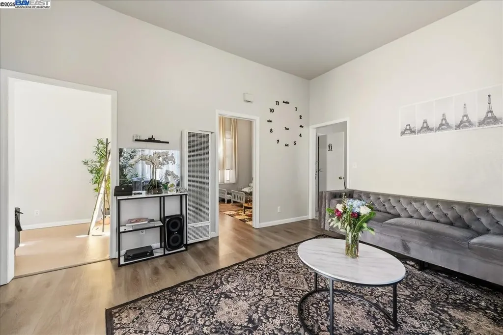 856 21st Street Oakland CA 94607