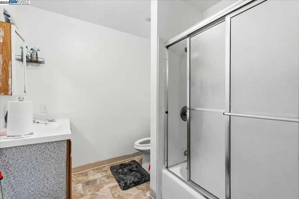 856 21st Street Oakland CA 94607