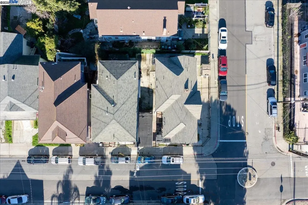 856 21st Street Oakland CA 94607