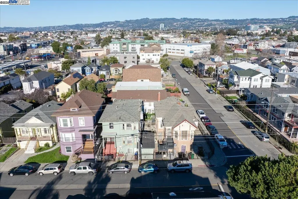 856 21st Street Oakland CA 94607