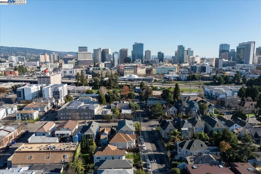 856 21st Street Oakland CA 94607