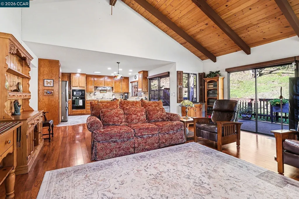 165 Travalini Court El Sobrante CA 94803