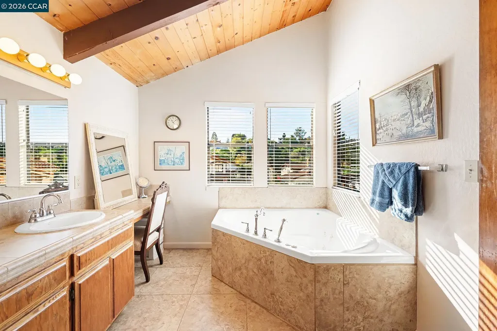 165 Travalini Court El Sobrante CA 94803