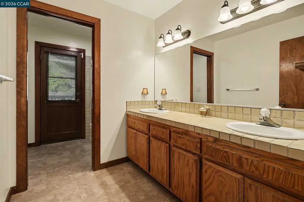 165 Travalini Court El Sobrante CA 94803