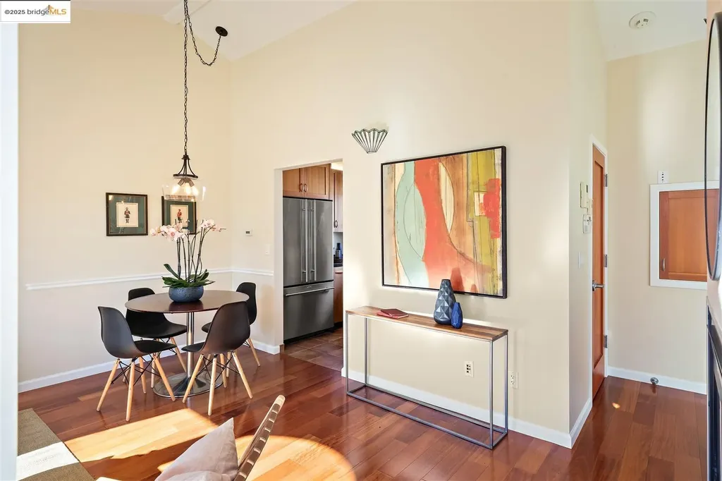 6555 Shattuck Avenue Oakland CA 94609