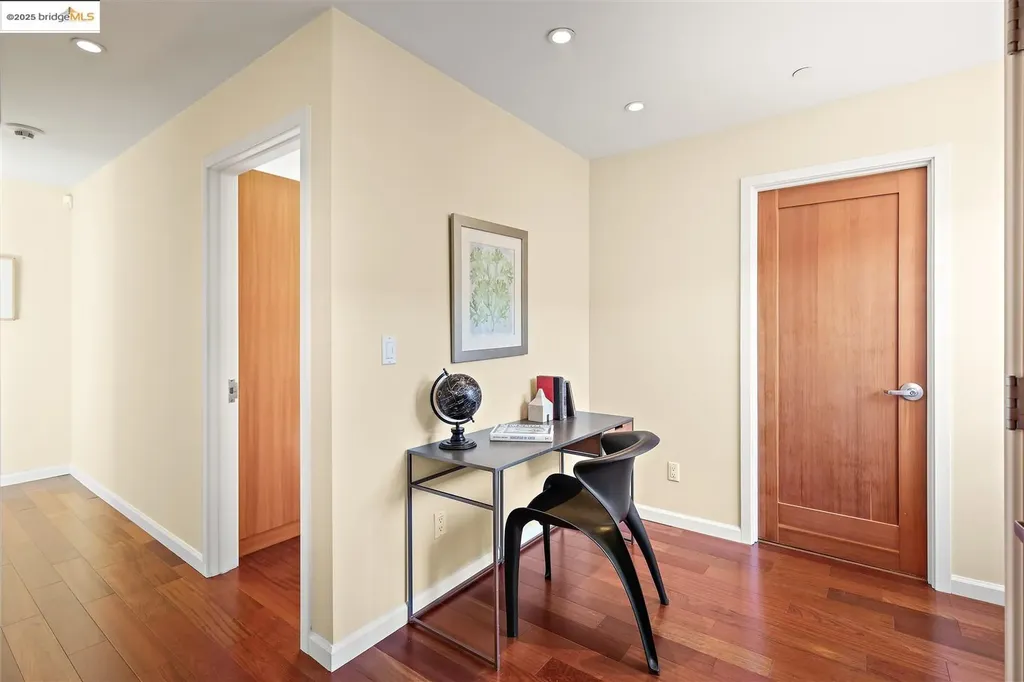 6555 Shattuck Avenue Oakland CA 94609