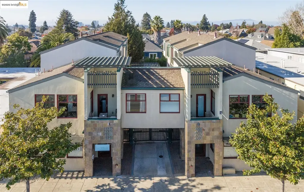 6555 Shattuck Avenue Oakland CA 94609