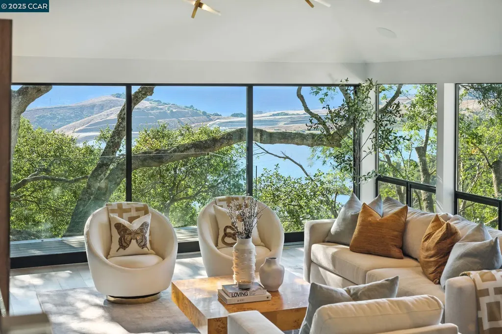 121 Tappan Lane Orinda CA 94563