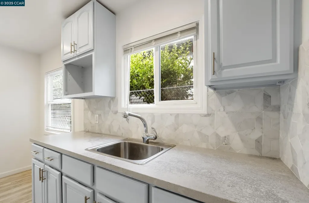 9028 A Street Oakland CA 94603