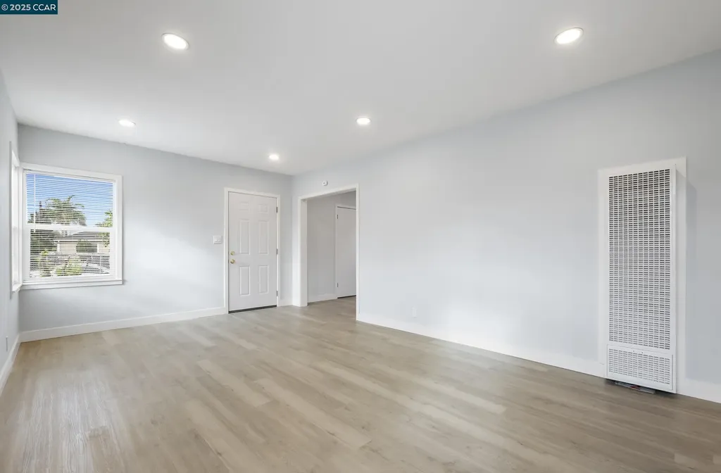 9028 A Street Oakland CA 94603