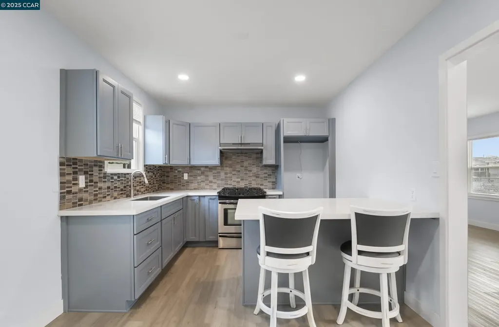 9028 A Street Oakland CA 94603