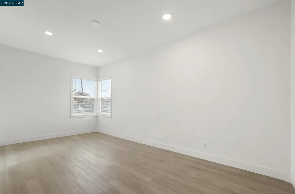 9028 A Street Oakland CA 94603