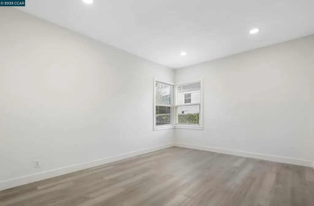 9028 A Street Oakland CA 94603