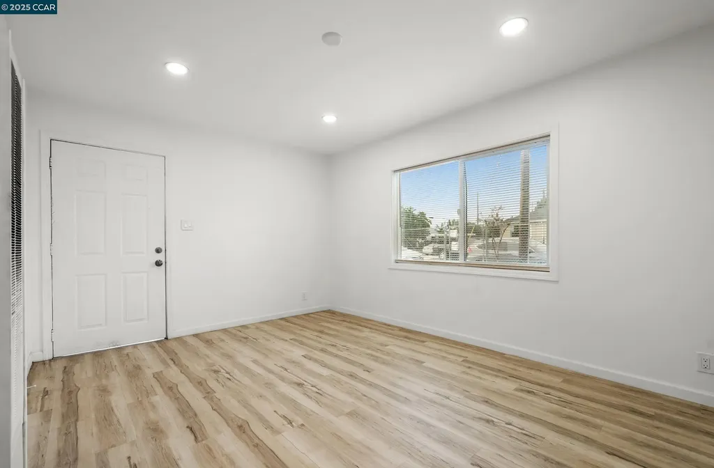 9028 A Street Oakland CA 94603