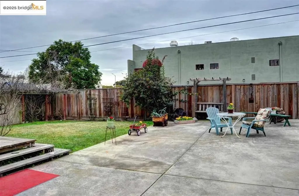986 Kains Avenue Albany CA 94705