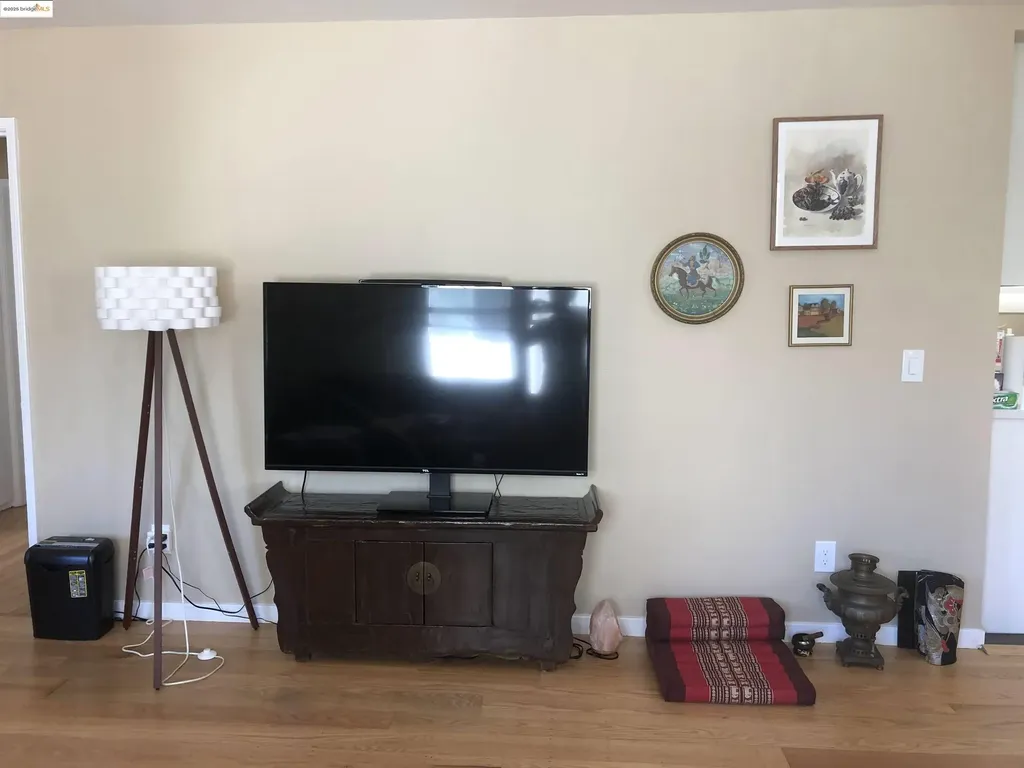 986 Kains Avenue Albany CA 94705
