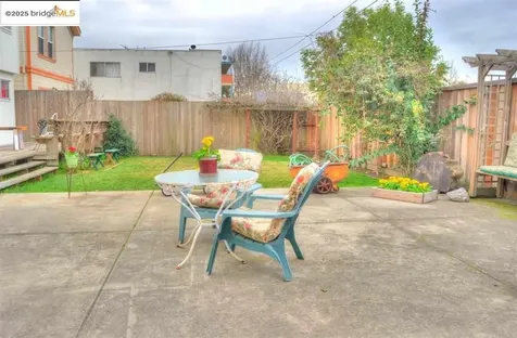 986 Kains Avenue Albany CA 94705