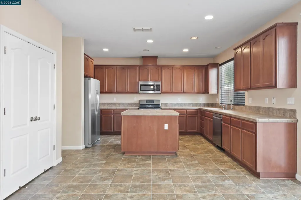 5359 Gold Creek Circle Discovery Bay CA 94505