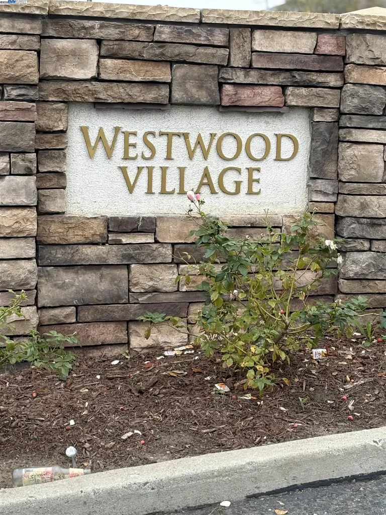 7 Lancaster Circle Bay Point CA 94565