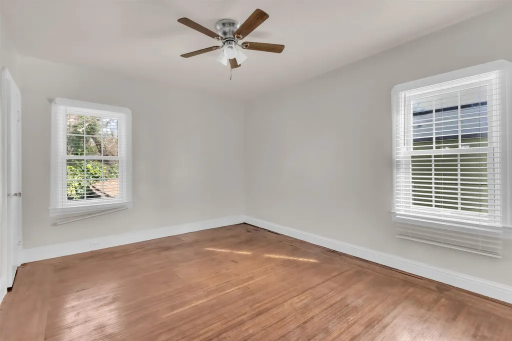 7818 Arthur Street Oakland CA 94605