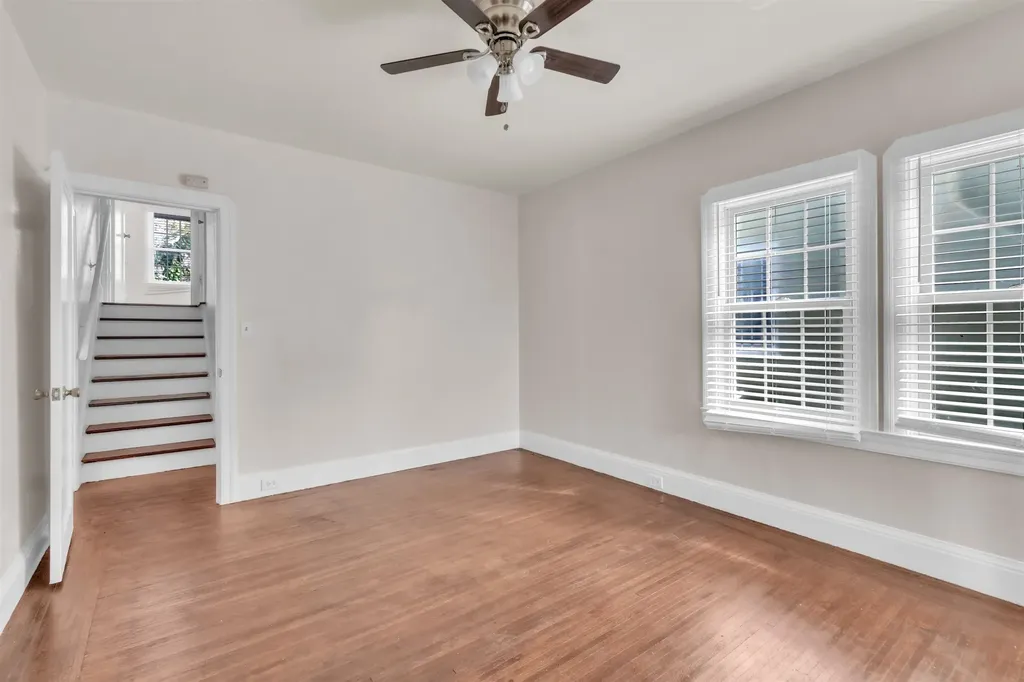 7818 Arthur Street Oakland CA 94605