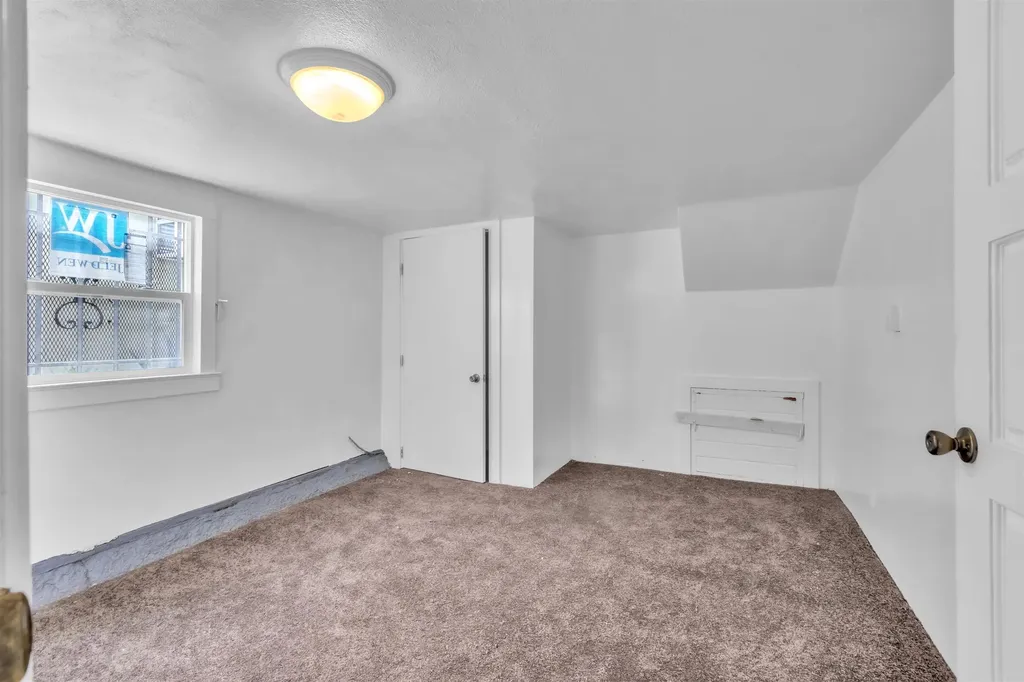 7818 Arthur Street Oakland CA 94605