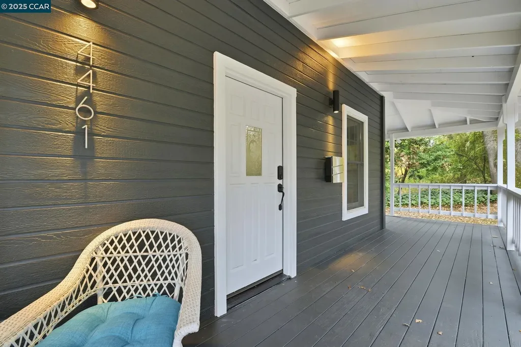 4461 Alhambra Way Martinez CA 94553