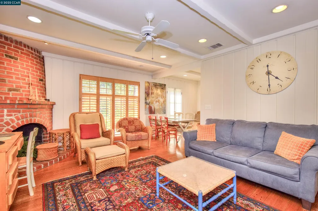 1679 Carmel Drive Walnut Creek CA 94596