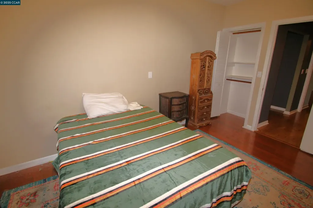 1002 Warren Street Martinez CA 94553