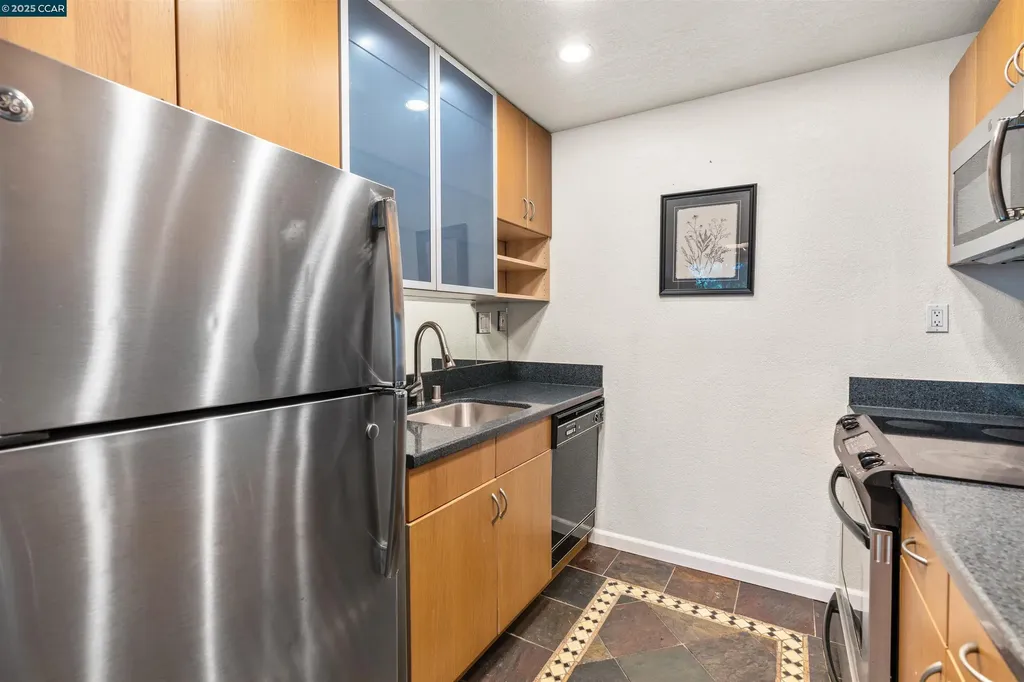 2720 Oak Road Walnut Creek CA 94597