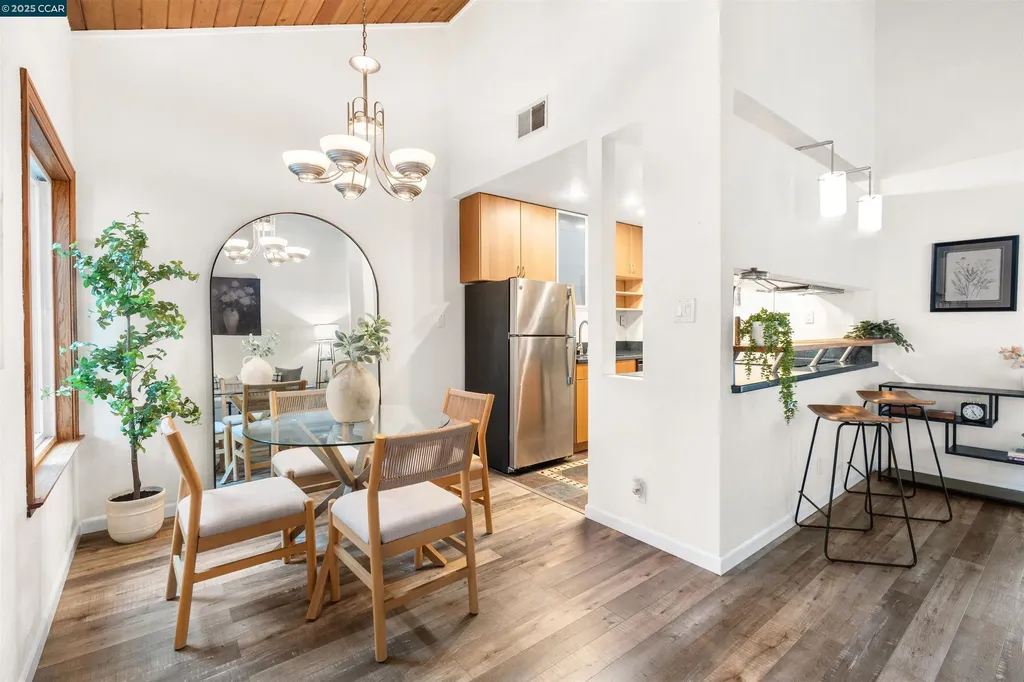 2720 Oak Road Walnut Creek CA 94597