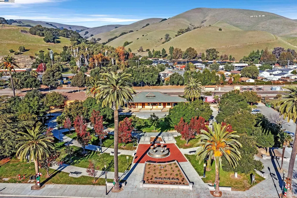 339 I Street Fremont CA 94536