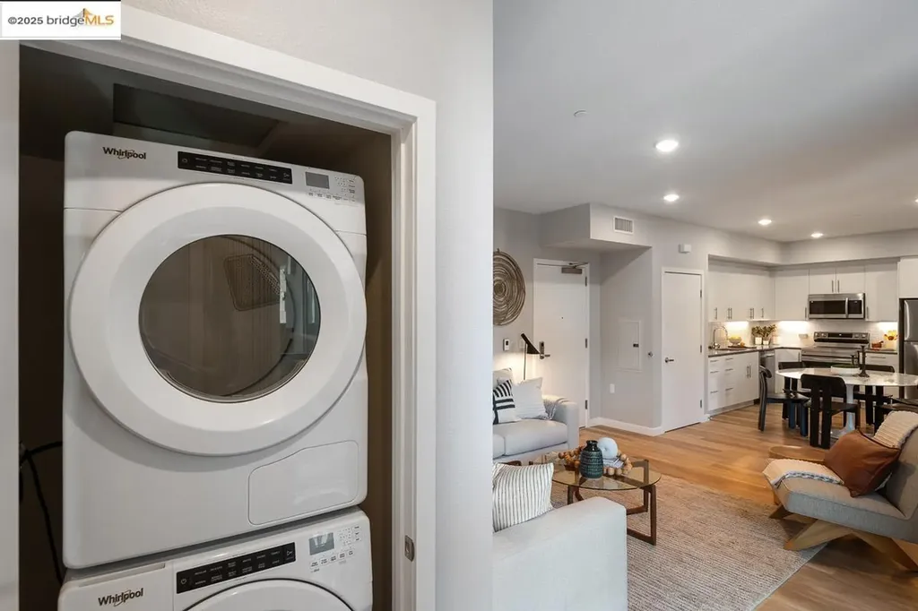 260 Brooklyn Basin Way Oakland CA 94606