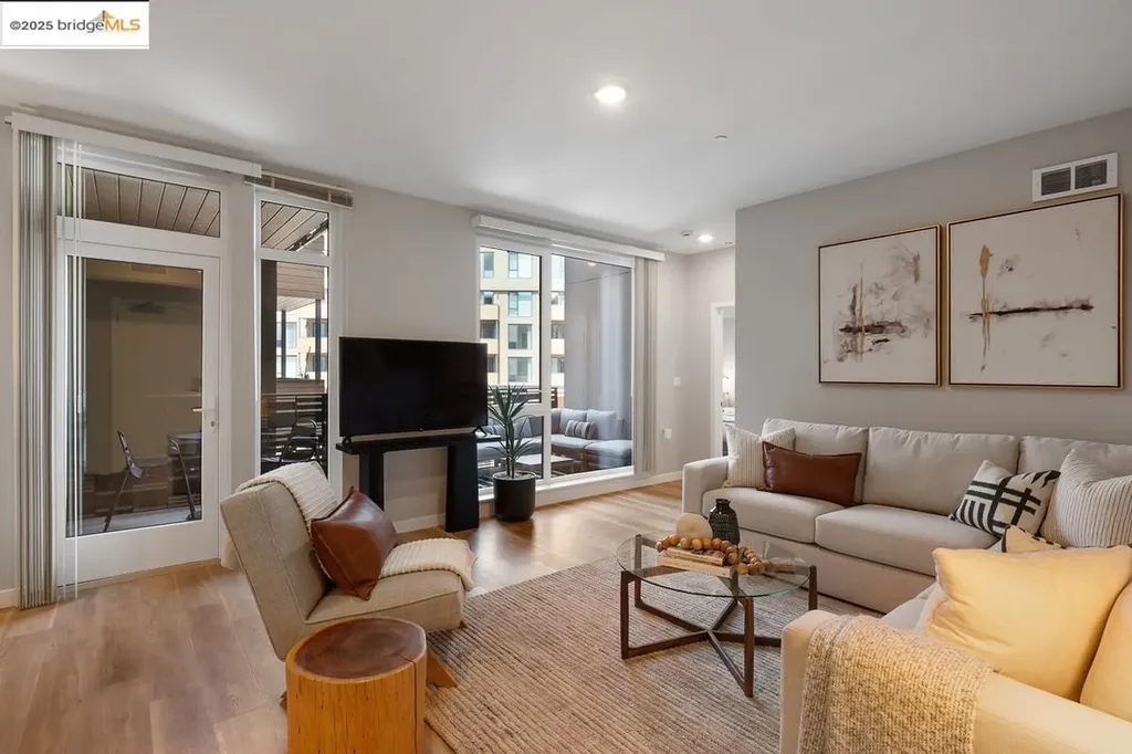 260 Brooklyn Basin Way Oakland CA 94606