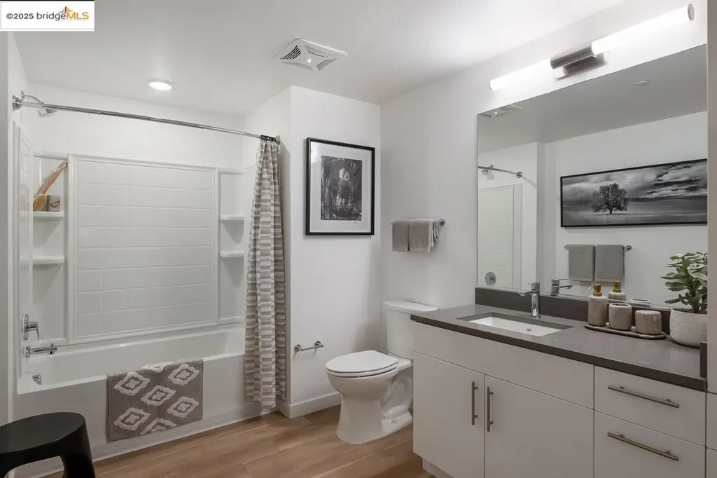 260 Brooklyn Basin Way Oakland CA 94606