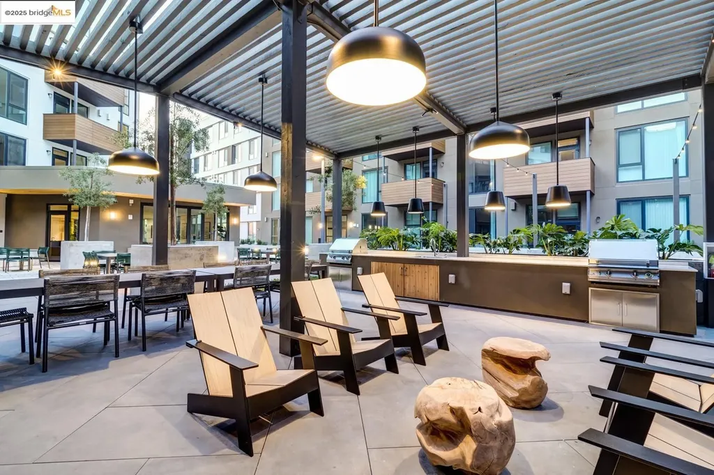 260 Brooklyn Basin Way Oakland CA 94606