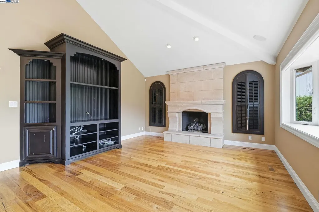 66 Oakridge Court Danville CA 94526