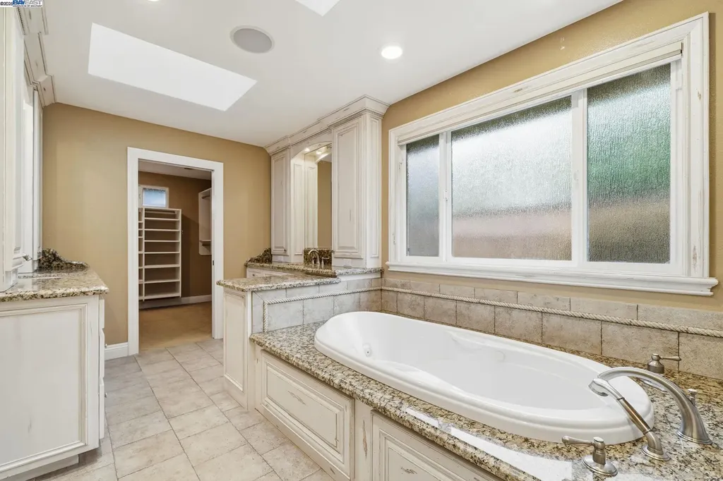 66 Oakridge Court Danville CA 94526