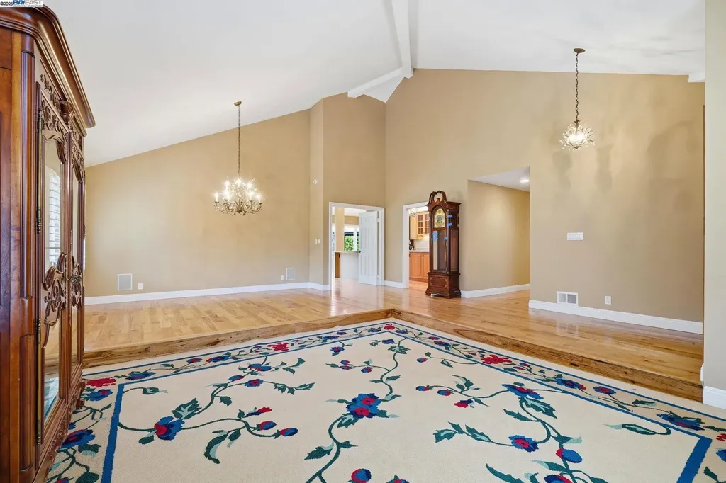 66 Oakridge Court Danville CA 94526