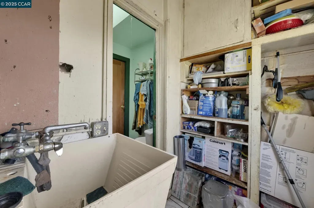 73 Tioga Avenue San Francisco CA 94134