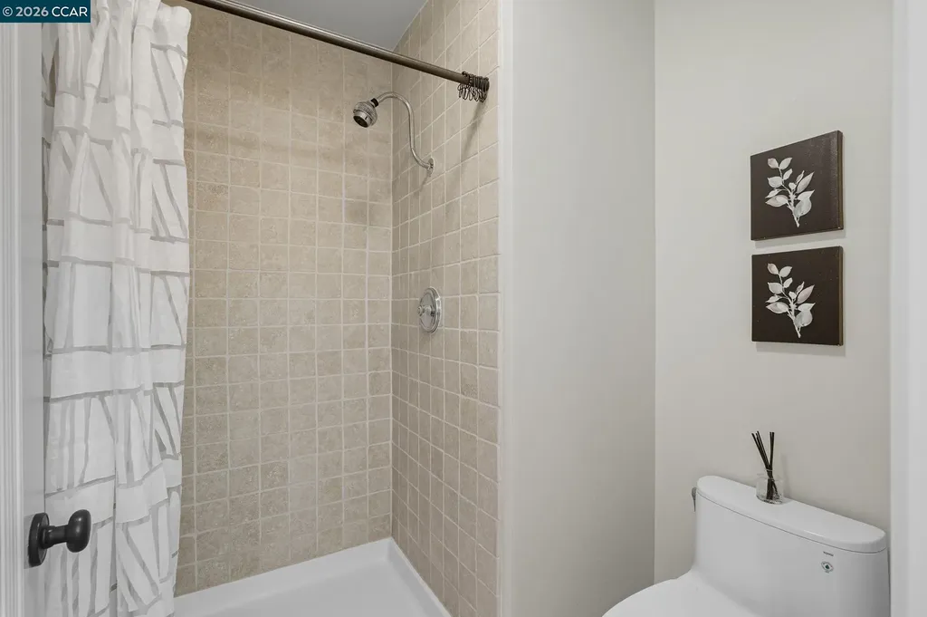 1585 Moraga Way Moraga CA 94556