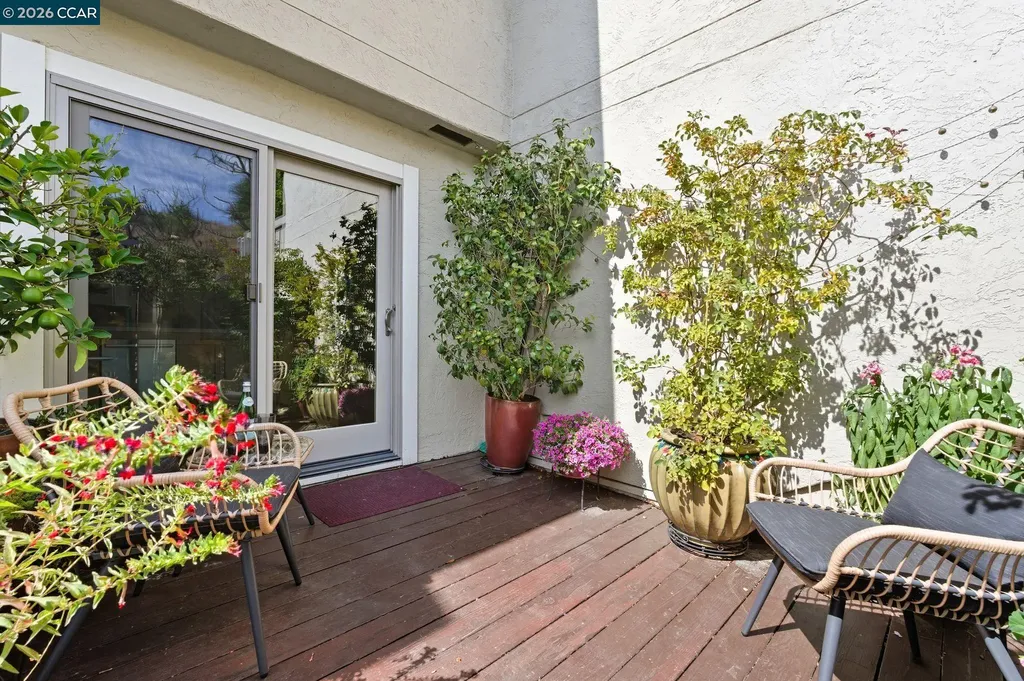 1585 Moraga Way Moraga CA 94556